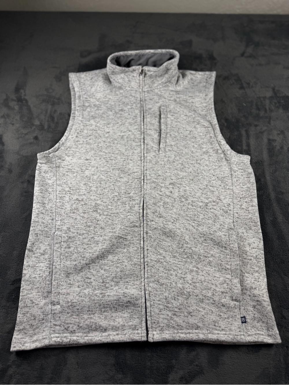 Chaps M Men's Heather Gray Zip-Front Fleece Vest